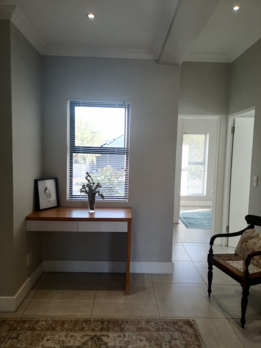 To Let 3 Bedroom Property for Rent in Aan de Wijnlanden Western Cape
